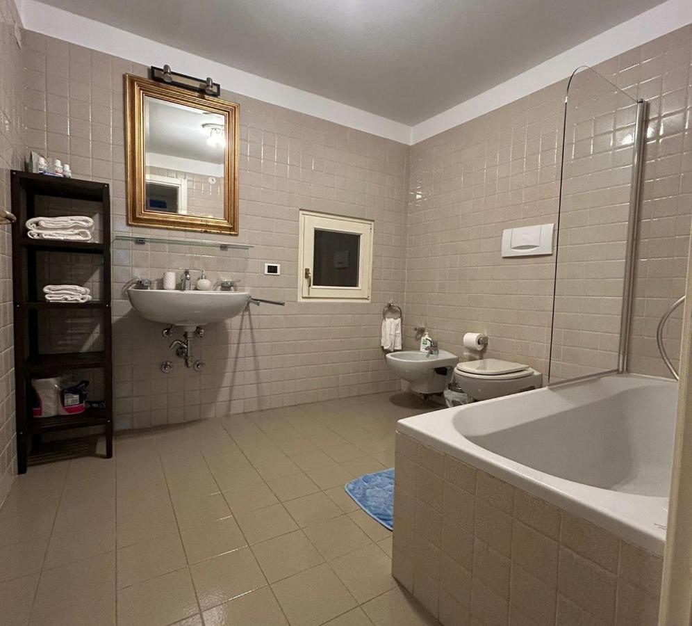 Casa Dei Mercanti Verona Esterno foto